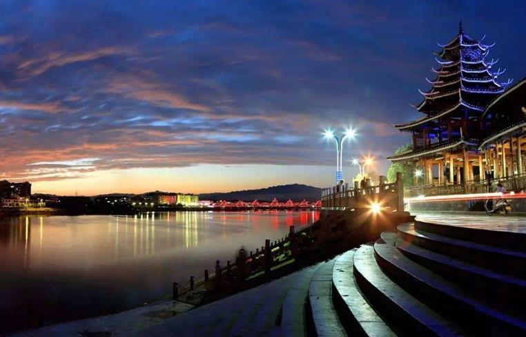 湖南，历史、文化与发展的多维视角探索